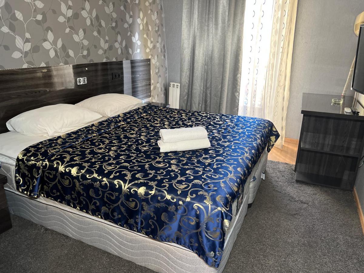 Hotel Mercury Batum Dış mekan fotoğraf