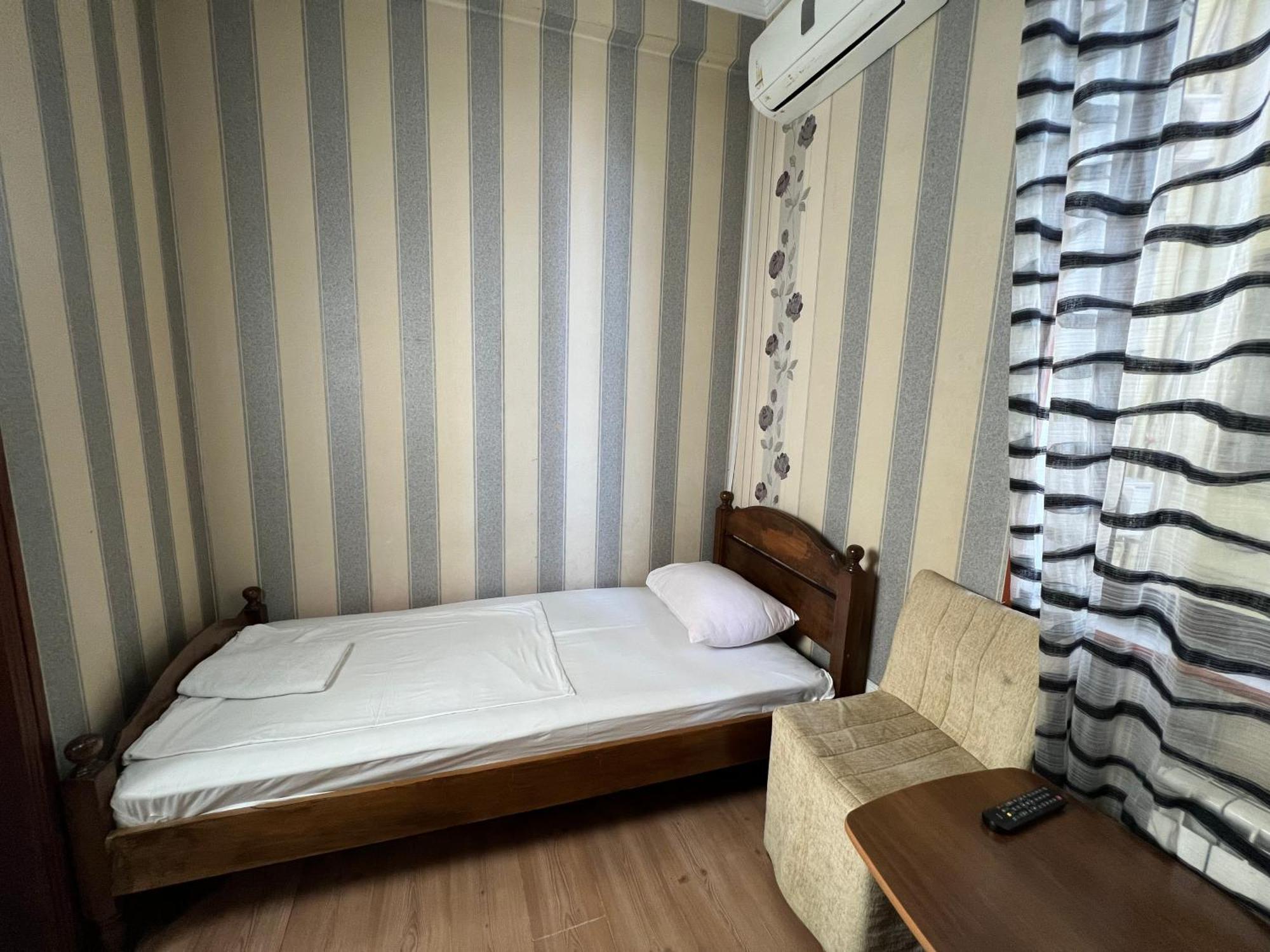 Hotel Mercury Batum Dış mekan fotoğraf