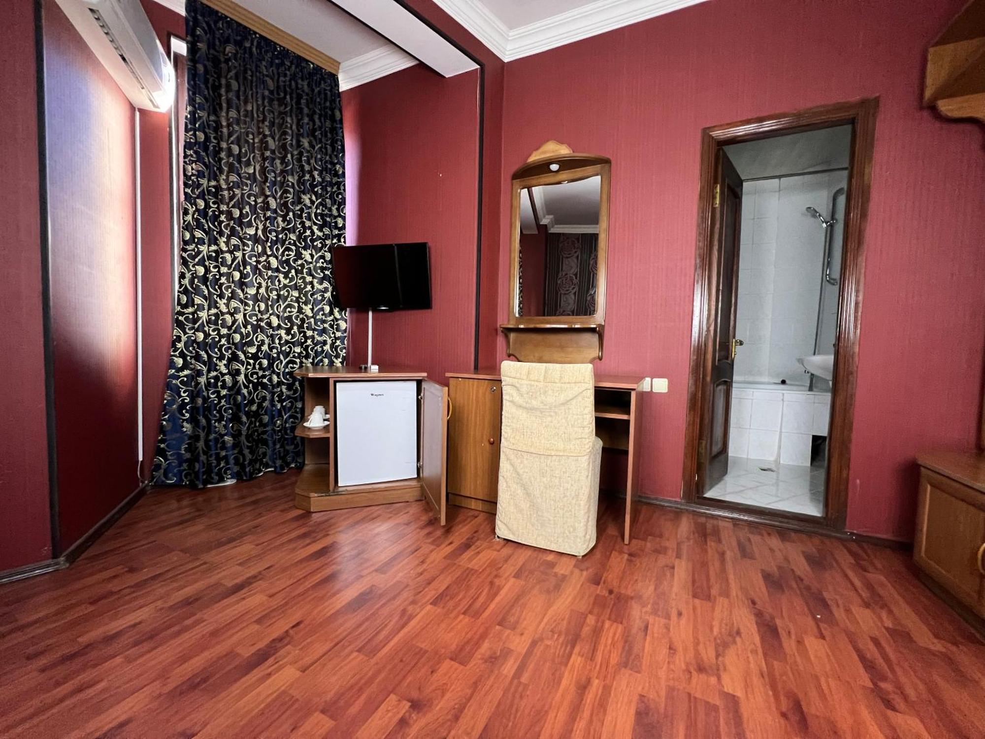 Hotel Mercury Batum Dış mekan fotoğraf
