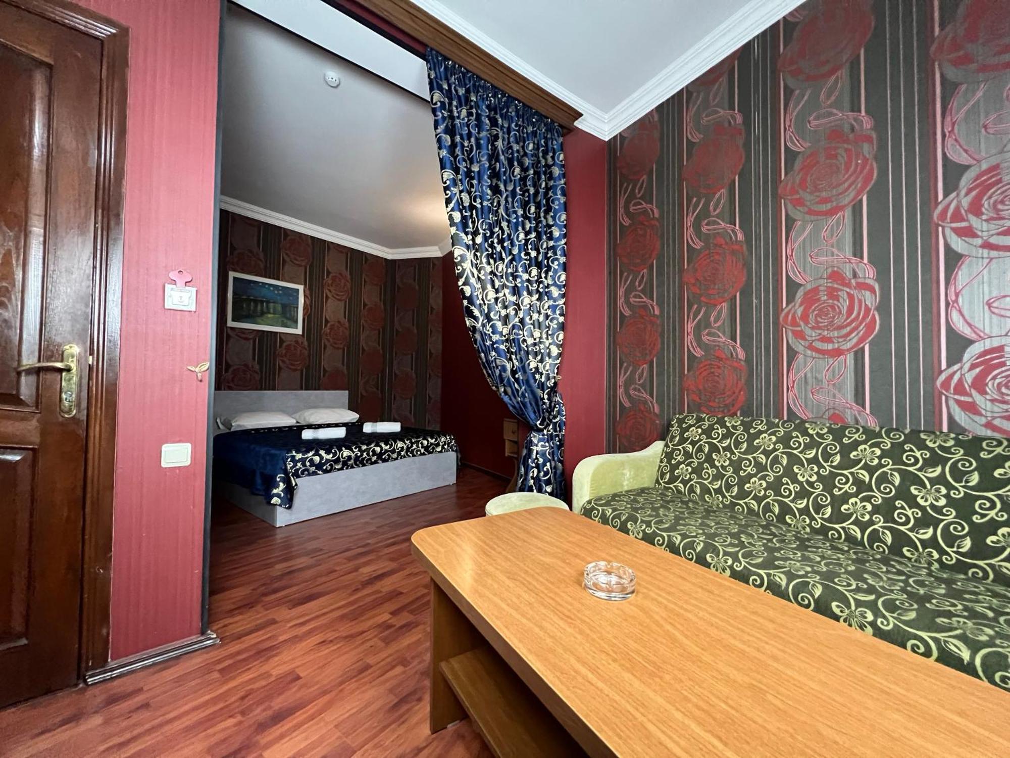 Hotel Mercury Batum Dış mekan fotoğraf